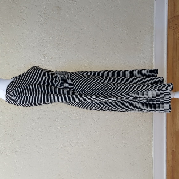 Max Studio Black Striped Knit Twisted Waist Detail Long Sleeve Dress Size Small - Picture 4 of 9